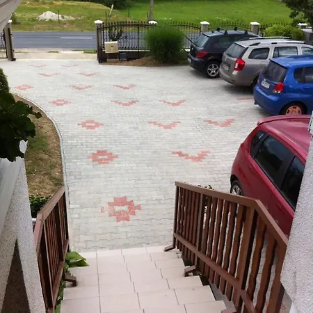 Zsoli Vendeghaz Guest house *